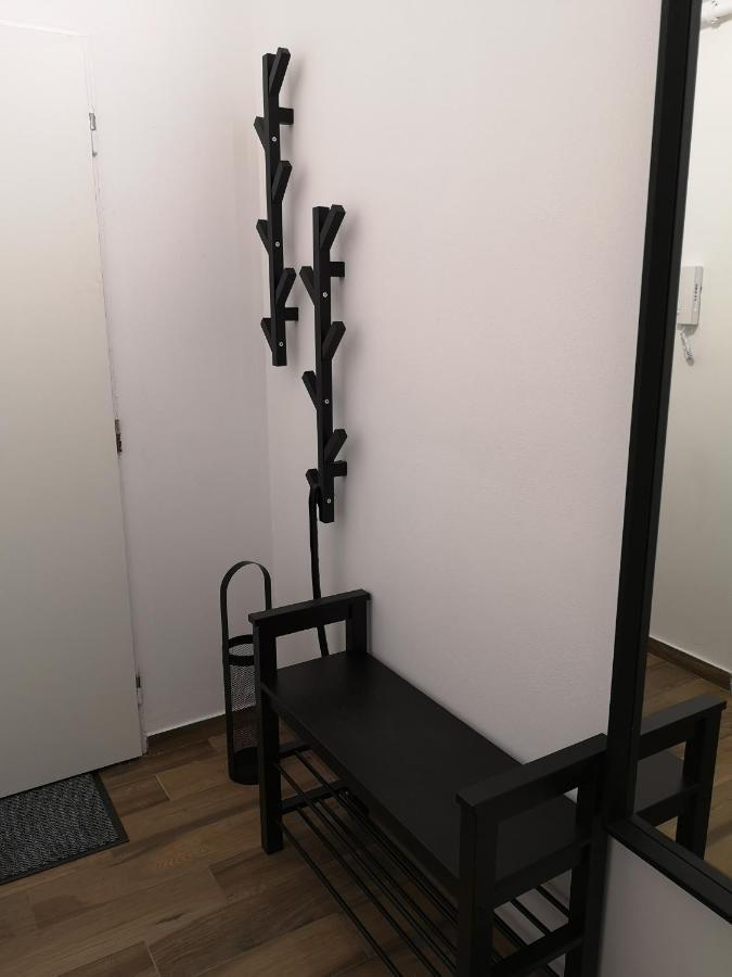 Fine Apartment In Centrum Of Slany With Aircondition Buitenkant foto